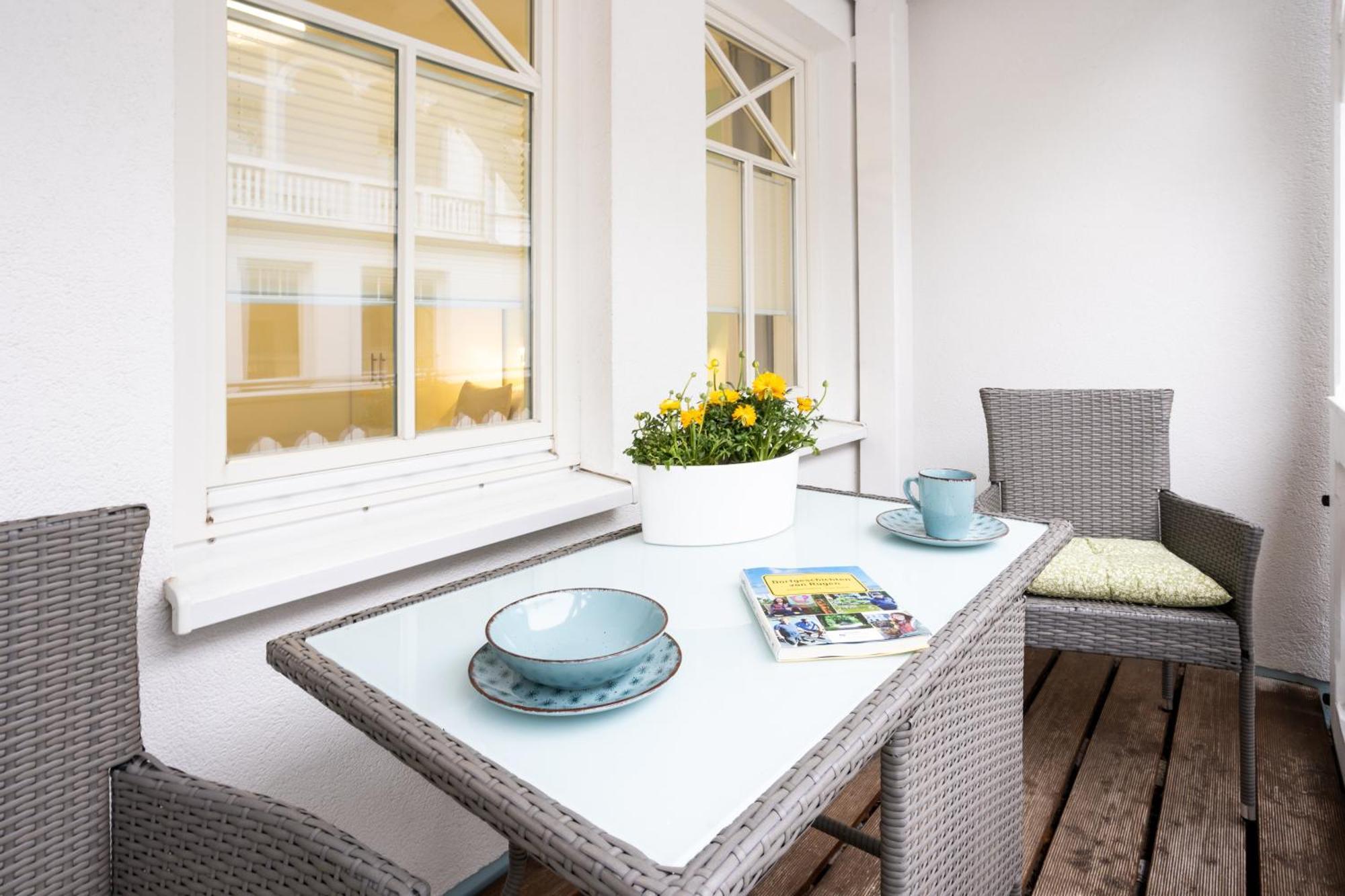 Fewo Auszeit Im Haus Strandburg Binz Exterior photo